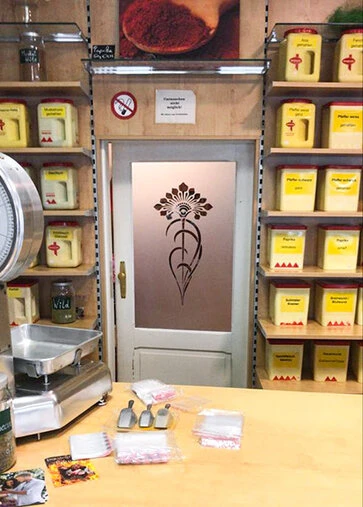 Blick hinter die Theke